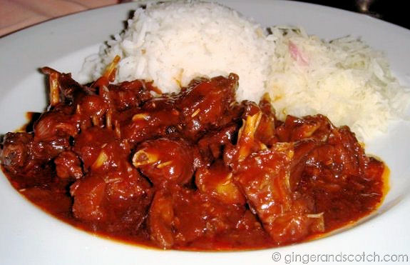 braised bat "flying fox" braised in a red wine sauce