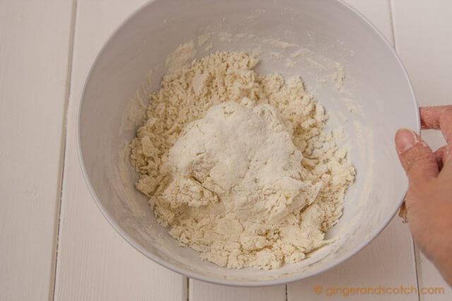 Mixing flour and alkaline water